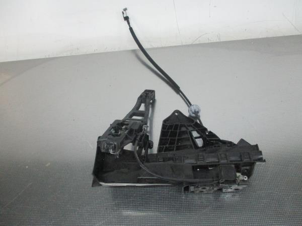 Fecho Porta Frente Dto FORD FOCUS Turnier (DNW) | 99 - 07 Imagem-3 Fecho Porta Frente Dto FORD FOCUS Turnier (DNW) | 99 - 07 Imagem-3