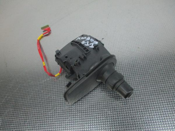 Comutador / Manete (Luzes/Piscas/Escovas/Fita) RENAULT KANGOO / GRAND KANGOO (KW0/1_) | 08 - Imagem-2 Comutador / Manete (Luzes/Piscas/Escovas/Fita) RENAULT KANGOO / GRAND KANGOO (KW0/1_) | 08 - Imagem-2