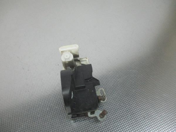 Fecho Porta Frente Dto ALFA ROMEO GT (937_) | 03 - 10 Imagem-1 Fecho Porta Frente Dto ALFA ROMEO GT (937_) | 03 - 10 Imagem-1