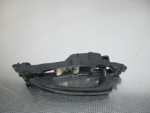 Puxador Exterior Tras Dto MERCEDES-BENZ C-CLASS (W203) | 00 - 07 Imagem-3 Puxador Exterior Tras Dto MERCEDES-BENZ C-CLASS (W203) | 00 - 07 Imagem-3