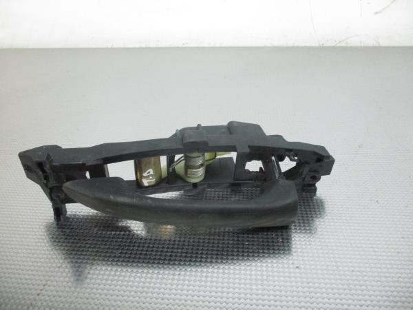 Puxador Exterior Tras Dto MERCEDES-BENZ C-CLASS (W203) | 00 - 07 Imagem-4 Puxador Exterior Tras Dto MERCEDES-BENZ C-CLASS (W203) | 00 - 07 Imagem-4