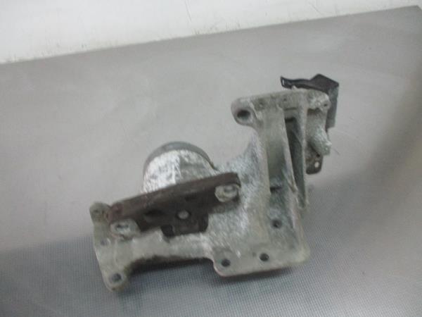 Apoio / Suporte Motor NISSAN QASHQAI / QASHQAI +2 I (J10, NJ10, JJ10E) | 06 - 14 Imagem-1 Apoio / Suporte Motor NISSAN QASHQAI / QASHQAI +2 I (J10, NJ10, JJ10E) | 06 - 14 Imagem-1