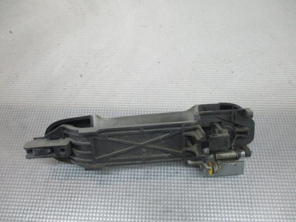 Puxador Exterior Frente Dto FORD TRANSIT CONNECT (P65_, P70_, P80_) | 02 - Imagem-2 Puxador Exterior Frente Dto FORD TRANSIT CONNECT (P65_, P70_, P80_) | 02 - Imagem-2