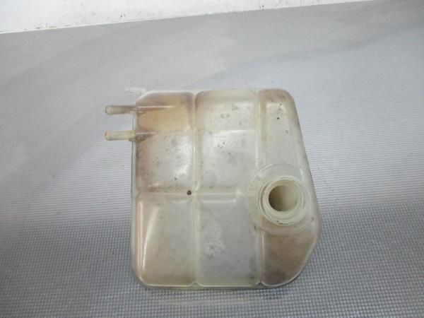 Vaso Expansao / Radiador FORD TRANSIT CONNECT (P65_, P70_, P80_) | 02 - Imagem-3 Vaso Expansao / Radiador FORD TRANSIT CONNECT (P65_, P70_, P80_) | 02 - Imagem-3