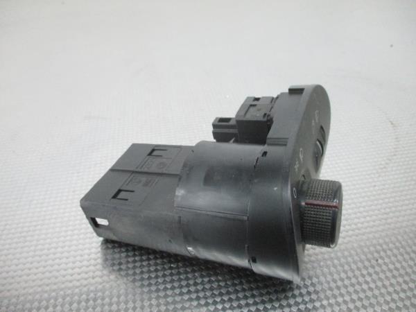 Comutador Luzes / Interrutor SEAT IBIZA III (6L1) | 02 - 09 Imagem-2 Comutador Luzes / Interrutor SEAT IBIZA III (6L1) | 02 - 09 Imagem-2