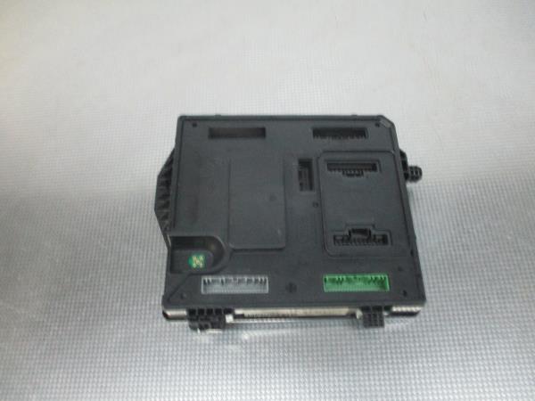 BCM RENAULT GRAND SCÉNIC III (JZ0/1_) | 09 - Imagem-3 BCM RENAULT GRAND SCÉNIC III (JZ0/1_) | 09 - Imagem-3