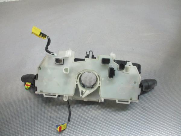 Comutador / Manete (Luzes/Piscas/Escovas/Fita) RENAULT GRAND SCÉNIC III (JZ0/1_) | 09 - Imagem-5 Comutador / Manete (Luzes/Piscas/Escovas/Fita) RENAULT GRAND SCÉNIC III (JZ0/1_) | 09 - Imagem-5