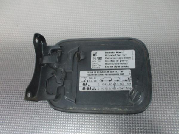 Tampa / Tampao Combustivel SEAT IBIZA II (6K1) | 93 - 02 Imagem-4 Tampa / Tampao Combustivel SEAT IBIZA II (6K1) | 93 - 02 Imagem-4