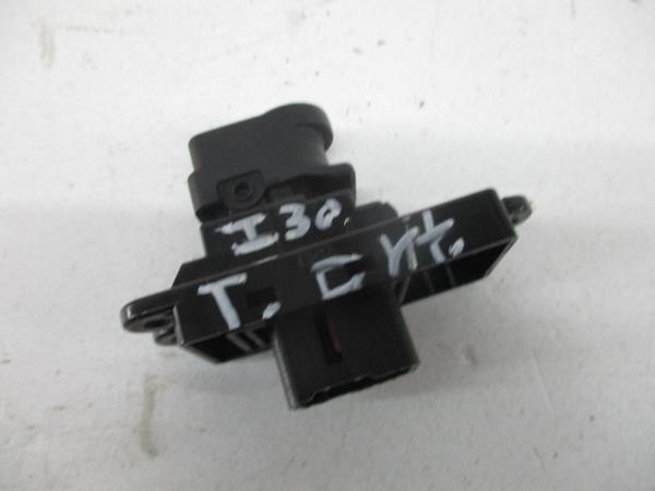 Comando/Interrutor/Botao Vidro Tras Dto HYUNDAI i30 (FD) | 07 - 12 Imagem-2 Comando/Interrutor/Botao Vidro Tras Dto HYUNDAI i30 (FD) | 07 - 12 Imagem-2