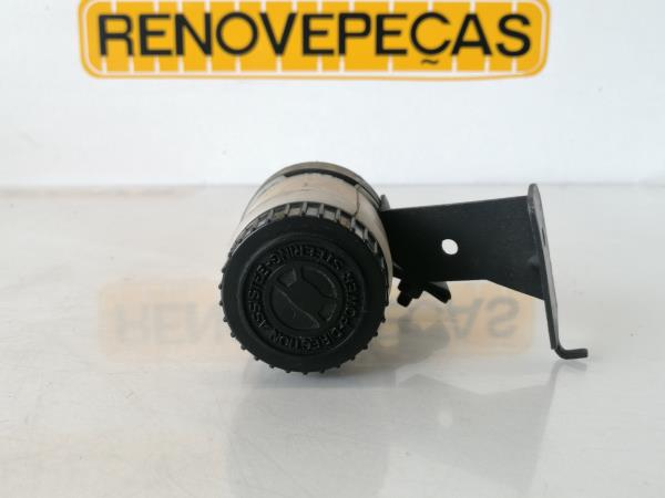 Reservatorio Oleo Direçao Assistida CITROEN SAXO (S0, S1) | 96 - 04 Imagem-1 Reservatorio Oleo Direçao Assistida CITROEN SAXO (S0, S1) | 96 - 04 Imagem-1