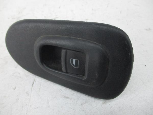 Comando/Interrutor/Botao Vidro Tras Dto SEAT LEON (1M1) | 99 - 06 Imagem-2 Comando/Interrutor/Botao Vidro Tras Dto SEAT LEON (1M1) | 99 - 06 Imagem-2
