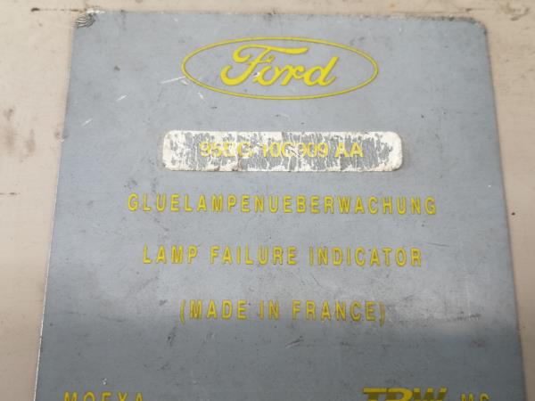 Centralina / Modulo Luzes FORD MONDEO II (BAP) | 96 - 00 Imagem-1 Centralina / Modulo Luzes FORD MONDEO II (BAP) | 96 - 00 Imagem-1