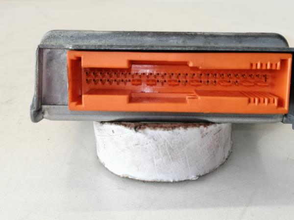 Centralina / Modulo Airbags RENAULT MEGANE I (BA0/1_) | 95 - 04 Imagem-2 Centralina / Modulo Airbags RENAULT MEGANE I (BA0/1_) | 95 - 04 Imagem-2