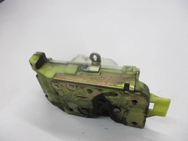 Fecho Porta Tras Esq FORD FOCUS Turnier (DNW) | 99 - 07 Imagem-1 Fecho Porta Tras Esq FORD FOCUS Turnier (DNW) | 99 - 07 Imagem-1