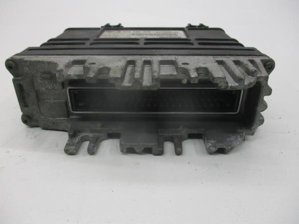 Centralina / Modulo Motor VOLKSWAGEN GOLF III (1H1) | 91 - 98 Imagem-2 Centralina / Modulo Motor VOLKSWAGEN GOLF III (1H1) | 91 - 98 Imagem-2