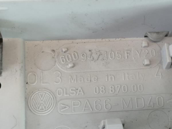 Plafonier SEAT IBIZA IV (6J5, 6P1) | 08 - 17 Imagem-2 Plafonier SEAT IBIZA IV (6J5, 6P1) | 08 - 17 Imagem-2