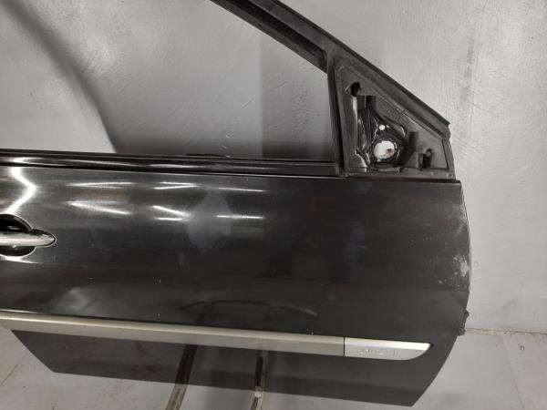 Porta Frente Dto RENAULT MEGANE II Grandtour (KM0/1_) | 03 - 12 Imagem-1 Porta Frente Dto RENAULT MEGANE II Grandtour (KM0/1_) | 03 - 12 Imagem-1