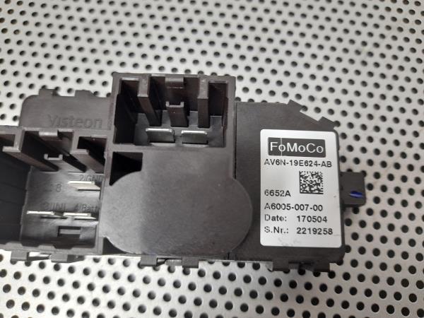 Resistencia Chaufagem FORD KUGA II (DM2) | 12 - Imagem-3 Resistencia Chaufagem FORD KUGA II (DM2) | 12 - Imagem-3