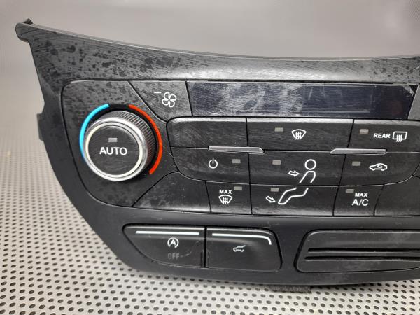 Comando Chaufagem FORD KUGA II (DM2) | 12 - Imagem-1 Comando Chaufagem FORD KUGA II (DM2) | 12 - Imagem-1