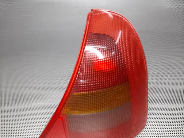 Farolim Dto RENAULT CLIO II Caixa (SB0/1/2_) | 98 - Imagem-2 Farolim Dto RENAULT CLIO II Caixa (SB0/1/2_) | 98 - Imagem-2