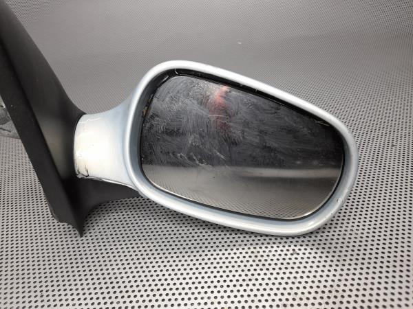 Espelho Retrovisor Dto RENAULT CLIO II Caixa (SB0/1/2_) | 98 - Imagem-1 Espelho Retrovisor Dto RENAULT CLIO II Caixa (SB0/1/2_) | 98 - Imagem-1