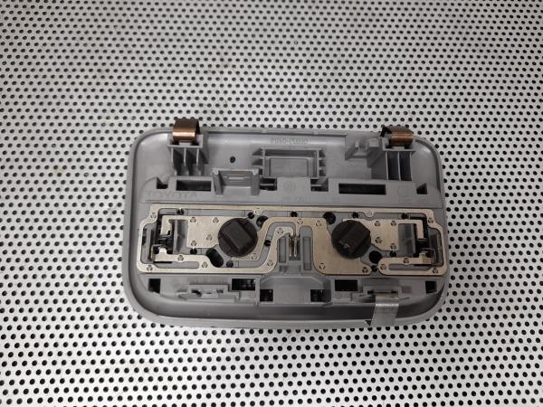 Plafonier TOYOTA YARIS (_P9_) | 05 - 14 Imagem-1 Plafonier TOYOTA YARIS (_P9_) | 05 - 14 Imagem-1