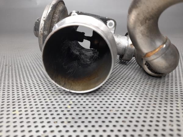 Valvula Egr BMW 3 (E90) | 04 - 12 Imagem-5 Valvula Egr BMW 3 (E90) | 04 - 12 Imagem-5