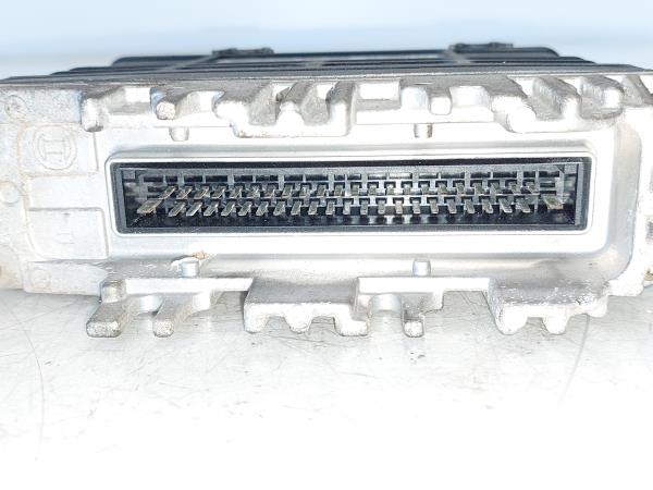 Centralina / Modulo Motor VOLKSWAGEN GOLF III (1H1) | 91 - 98 Imagem-1 Centralina / Modulo Motor VOLKSWAGEN GOLF III (1H1) | 91 - 98 Imagem-1