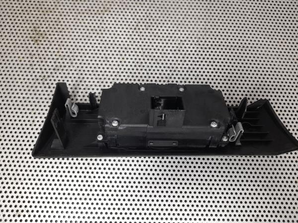 Comutador Luzes / Interrutor BMW 5 (E60) | 01 - 10 Imagem-1 Comutador Luzes / Interrutor BMW 5 (E60) | 01 - 10 Imagem-1