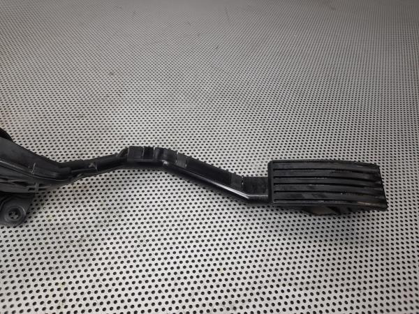 Pedal Acelerador Eletrico PEUGEOT 407 SW (6E_) | 04 - 11 Imagem-2 Pedal Acelerador Eletrico PEUGEOT 407 SW (6E_) | 04 - 11 Imagem-2