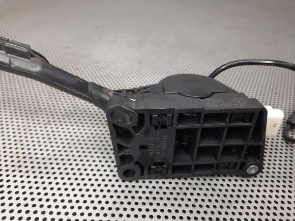 Pedal Acelerador Eletrico PEUGEOT 407 SW (6E_) | 04 - 11 Imagem-4 Pedal Acelerador Eletrico PEUGEOT 407 SW (6E_) | 04 - 11 Imagem-4