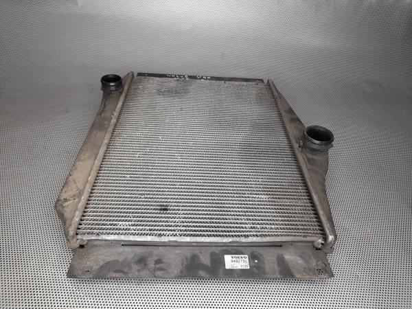 Radiador Intercooler VOLVO V40 Combi (645) | 95 - 04 Imagem-1 Radiador Intercooler VOLVO V40 Combi (645) | 95 - 04 Imagem-1
