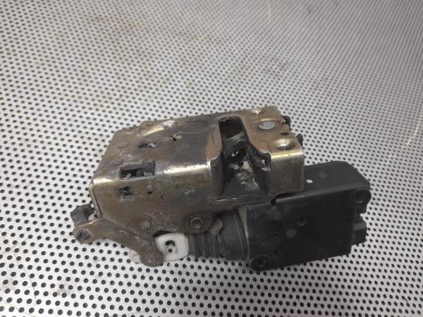 Fecho Porta Tras Dto PEUGEOT 106 I (1A, 1C) | 91 - 96 Imagem-2 Fecho Porta Tras Dto PEUGEOT 106 I (1A, 1C) | 91 - 96 Imagem-2