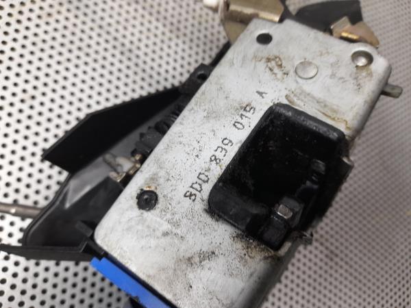 Fecho Porta Tras Esq AUDI A4 Avant (8D5, B5) | 94 - 02 Imagem-4 Fecho Porta Tras Esq AUDI A4 Avant (8D5, B5) | 94 - 02 Imagem-4