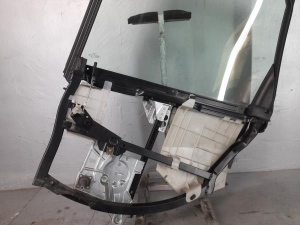 Elevador Tras Dto AUDI A4 Avant (8D5, B5) | 94 - 02 Imagem-3 Elevador Tras Dto AUDI A4 Avant (8D5, B5) | 94 - 02 Imagem-3