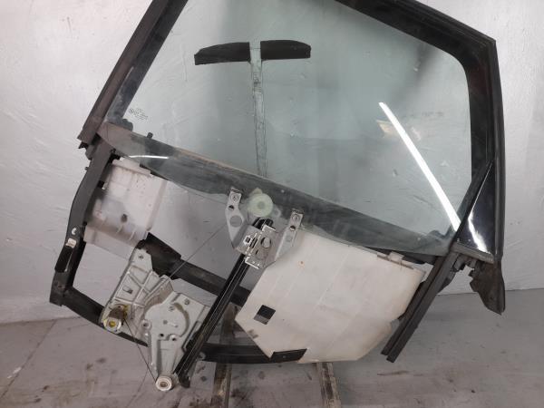 Elevador Tras Esq AUDI A4 Avant (8D5, B5) | 94 - 02 Imagem-1 Elevador Tras Esq AUDI A4 Avant (8D5, B5) | 94 - 02 Imagem-1