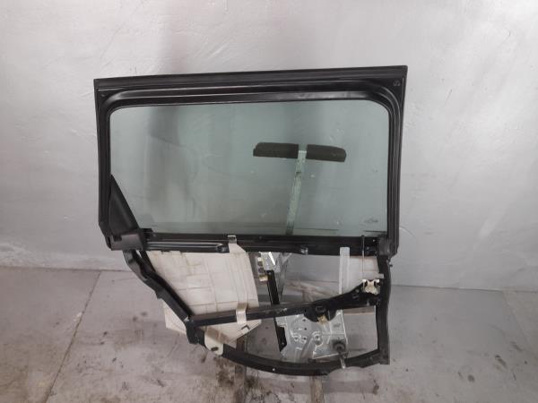 Elevador Tras Esq AUDI A4 Avant (8D5, B5) | 94 - 02 Imagem-3 Elevador Tras Esq AUDI A4 Avant (8D5, B5) | 94 - 02 Imagem-3
