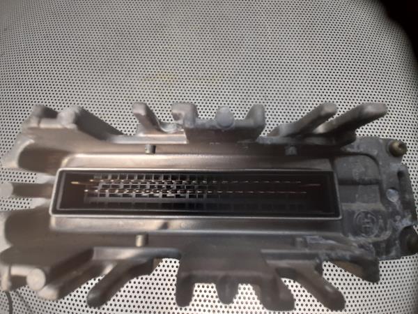 Centralina / Modulo Motor VOLKSWAGEN GOLF III (1H1) | 91 - 98 Imagem-2 Centralina / Modulo Motor VOLKSWAGEN GOLF III (1H1) | 91 - 98 Imagem-2