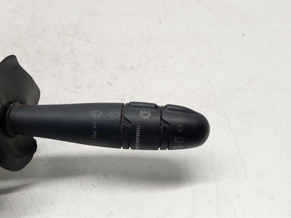 Comutador / Manete (Luzes/Piscas/Escovas/Fita) RENAULT LAGUNA I (B56_, 556_) | 93 - 02 Imagem-1 Comutador / Manete (Luzes/Piscas/Escovas/Fita) RENAULT LAGUNA I (B56_, 556_) | 93 - 02 Imagem-1