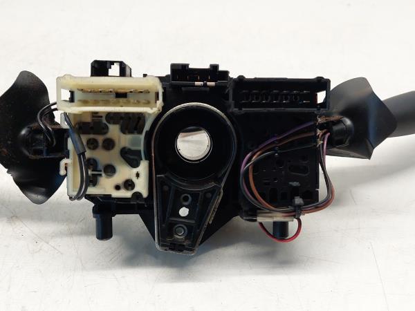 Comutador / Manete (Luzes/Piscas/Escovas/Fita) RENAULT LAGUNA I (B56_, 556_) | 93 - 02 Imagem-3 Comutador / Manete (Luzes/Piscas/Escovas/Fita) RENAULT LAGUNA I (B56_, 556_) | 93 - 02 Imagem-3