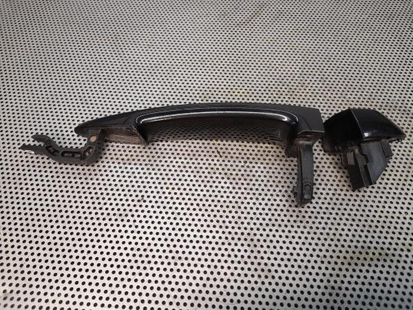 Puxador Exterior Tras Dto BMW 1 (E87) | 03 - 13 Imagem-3 Puxador Exterior Tras Dto BMW 1 (E87) | 03 - 13 Imagem-3