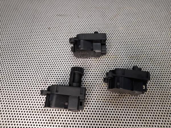 Motor Comportas Chaufagem CITROEN DS3 | 09 - 16 Imagem-1 Motor Comportas Chaufagem CITROEN DS3 | 09 - 16 Imagem-1