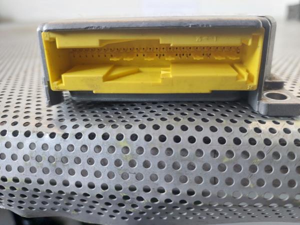 Centralina / Modulo Airbags MERCEDES-BENZ A-CLASS (W168) | 97 - 05 Imagem-4 Centralina / Modulo Airbags MERCEDES-BENZ A-CLASS (W168) | 97 - 05 Imagem-4
