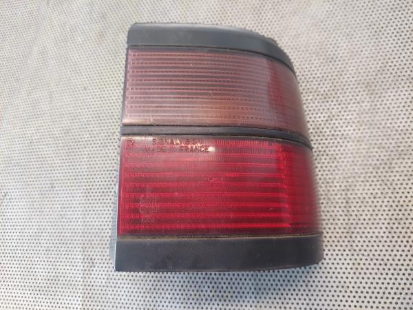 Farolim Dto VOLKSWAGEN PASSAT (3A2, 35I) | 88 - 97 Imagem-1 Farolim Dto VOLKSWAGEN PASSAT (3A2, 35I) | 88 - 97 Imagem-1