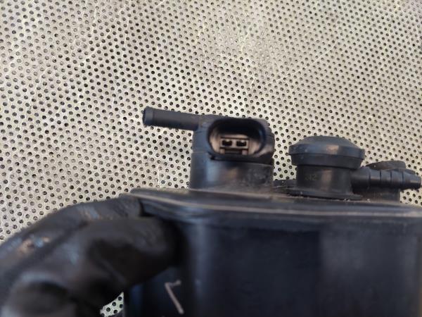 Filtro Carvao Ativado / Canister VOLKSWAGEN GOLF IV (1J1) | 97 - 07 Imagem-2 Filtro Carvao Ativado / Canister VOLKSWAGEN GOLF IV (1J1) | 97 - 07 Imagem-2