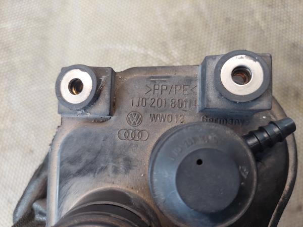 Filtro Carvao Ativado / Canister VOLKSWAGEN GOLF IV (1J1) | 97 - 07 Imagem-3 Filtro Carvao Ativado / Canister VOLKSWAGEN GOLF IV (1J1) | 97 - 07 Imagem-3