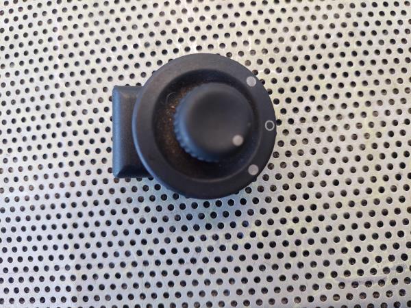 Interruptor / Botao (Espelhos) RENAULT MEGANE I (BA0/1_) | 95 - 04 Imagem-1 Interruptor / Botao (Espelhos) RENAULT MEGANE I (BA0/1_) | 95 - 04 Imagem-1