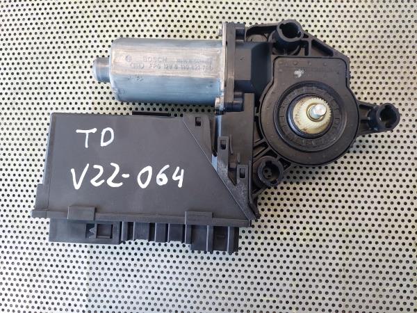 Motor Elevador Porta Tras Dto AUDI A4 (8E2, B6) | 00 - 05 Imagem-1 Motor Elevador Porta Tras Dto AUDI A4 (8E2, B6) | 00 - 05 Imagem-1