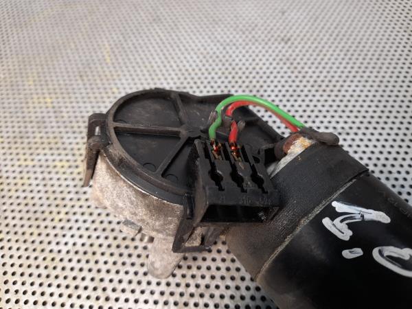 Motor Escovas / Limpa Vidros Frente SEAT CORDOBA (6K2) | 99 - 02 Imagem-4 Motor Escovas / Limpa Vidros Frente SEAT CORDOBA (6K2) | 99 - 02 Imagem-4