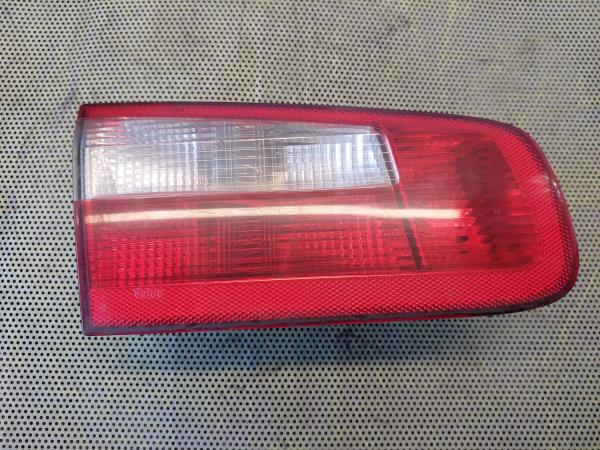 Farolim Dto RENAULT LAGUNA II (BG0/1_) | 01 - 07 Imagem-1 Farolim Dto RENAULT LAGUNA II (BG0/1_) | 01 - 07 Imagem-1